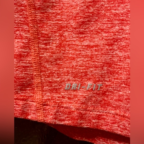 NIKE DRI-FIT NFL KC Chiefs Womens M 1/4 Zip Pullover Shirt Top Kansas City - Picture 4 of 10